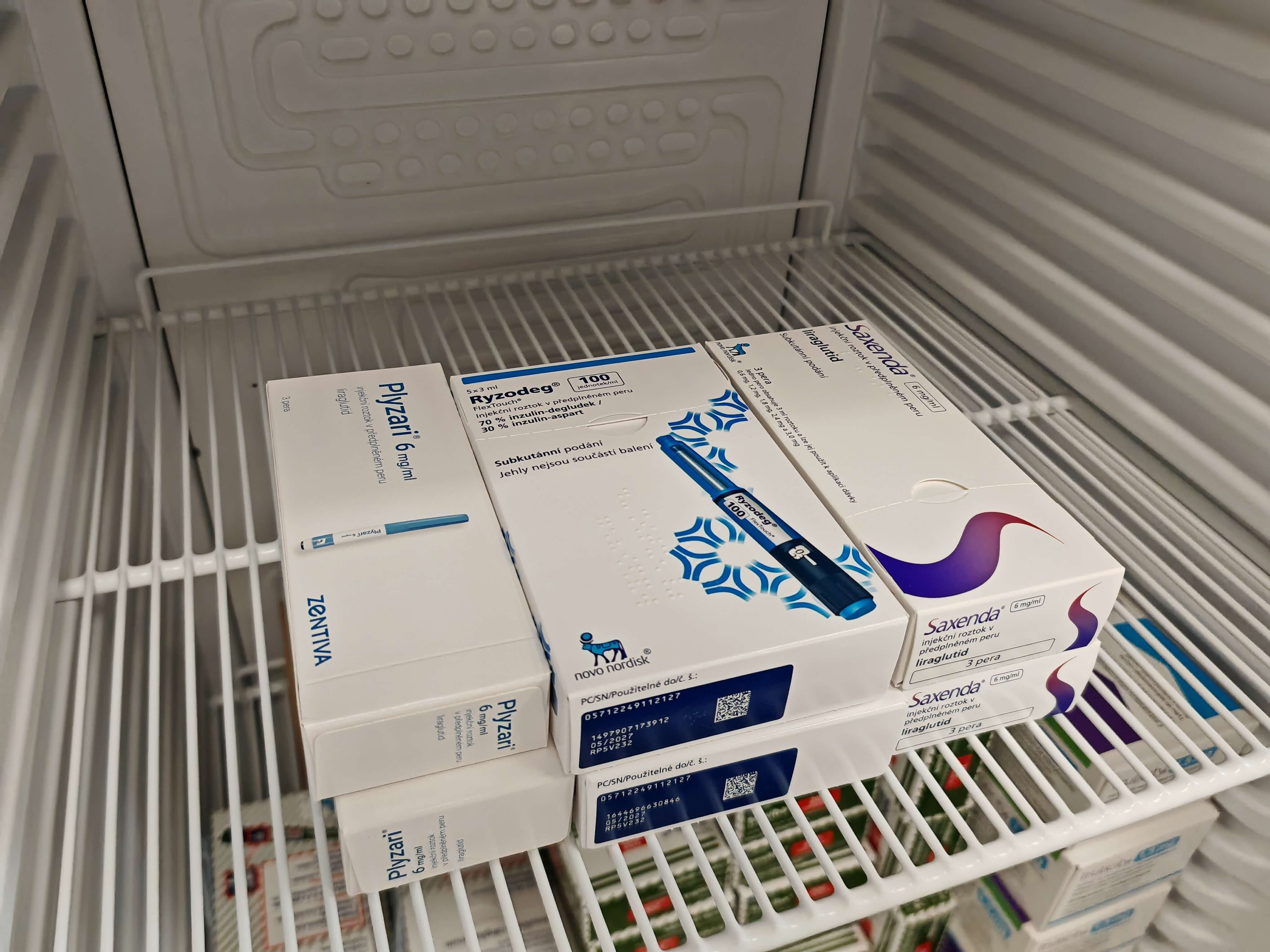 医薬品の温度管理とは?重要な理由やガイドライン・基準について解説